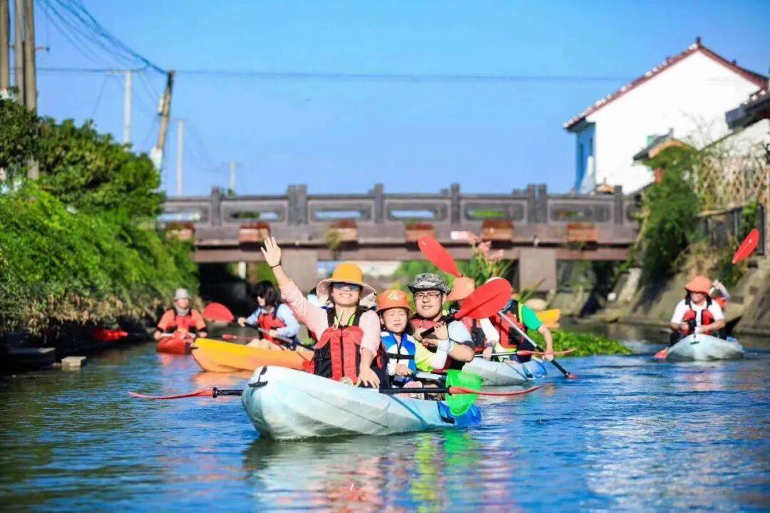 日解锁稻田打卡、农家尝鲜、亲子撒欢AG真人登录入口趣玩奉贤乡野!秋(图13) 日解锁稻田打卡、农家尝鲜、亲子撒欢AG真人登录入口趣玩奉贤乡野!秋(图13)