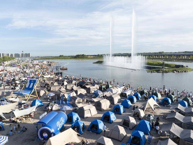 片揭露露营热退潮后藏着残酷真相AG真人上帝视角惊爆！数万张照(图7)