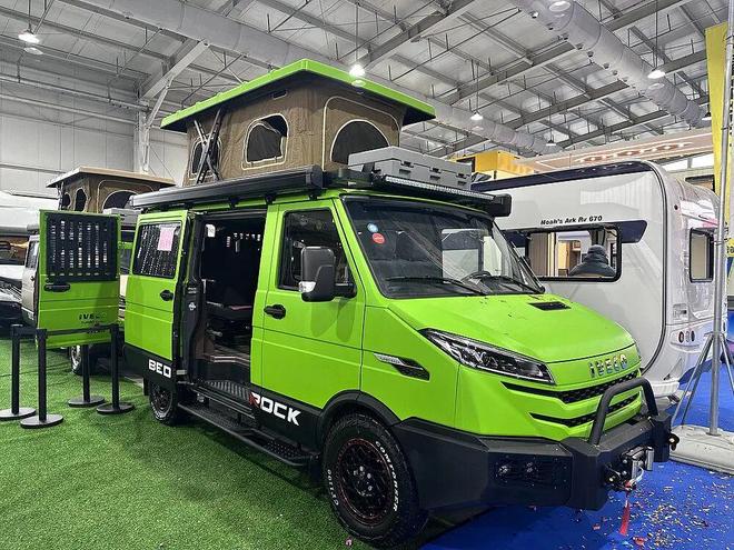 一台能上京牌的硬核宿营车怎么选？AG真人国际网站“得意”出营：(图4)